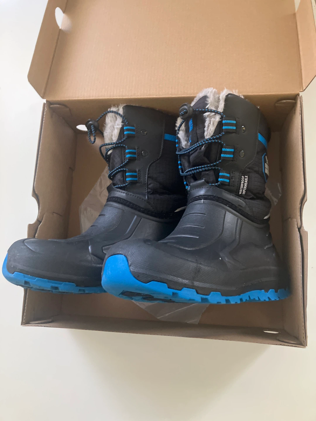 Kids Winter Boots - Size 2 - Black/Blue - photo 3