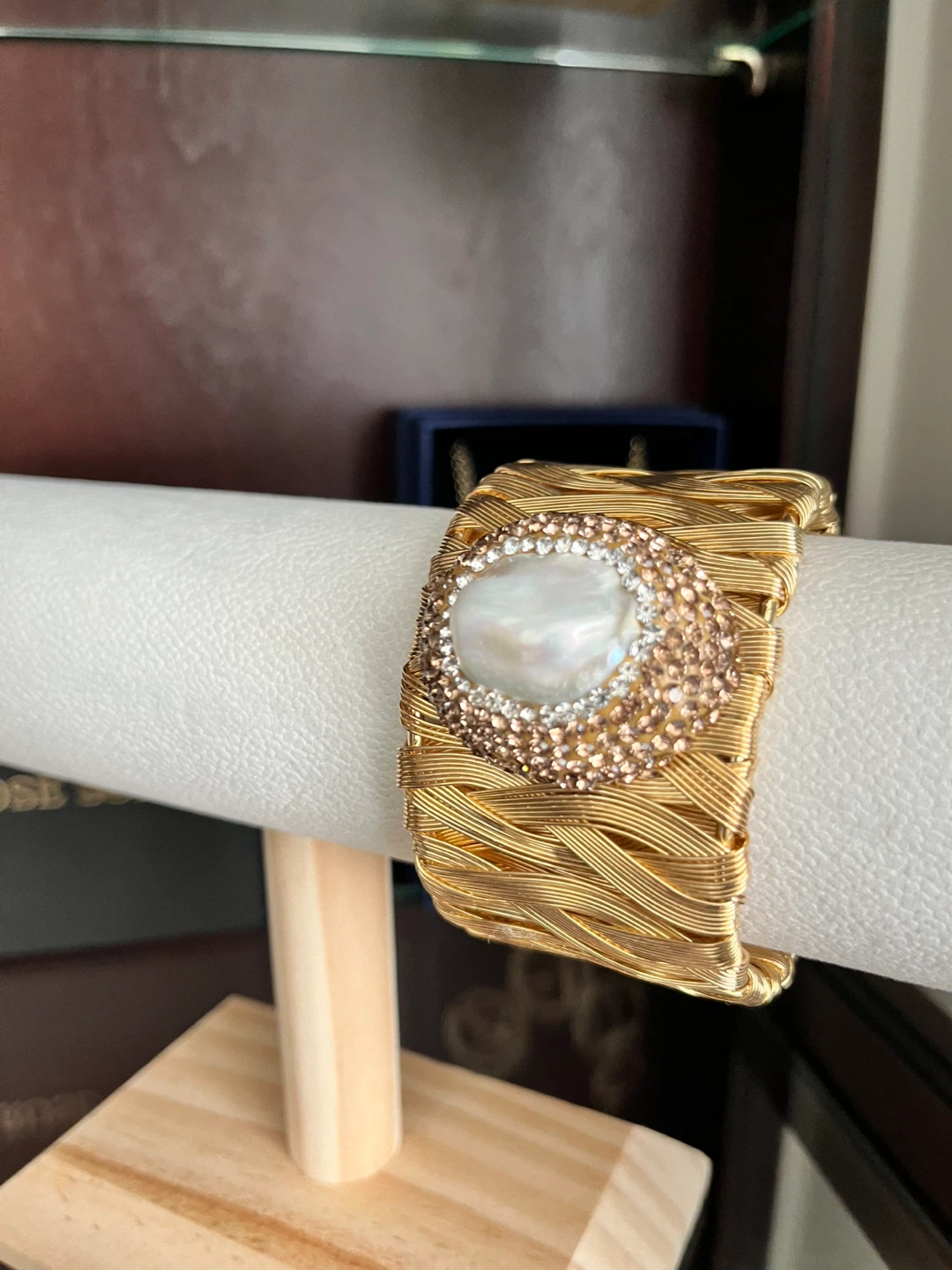 Gold Tone Bracelet with Pearl Accent - photo 4