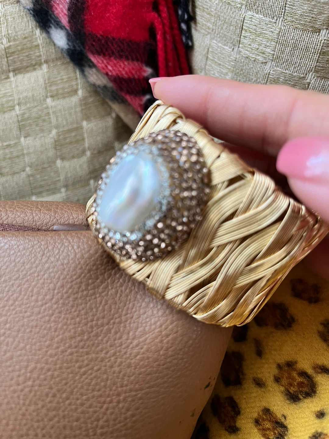 Gold Tone Bracelet with Pearl Accent
