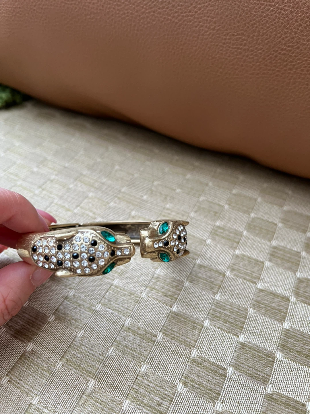 Gold Leopard Head Bangle Bracelet - photo 4