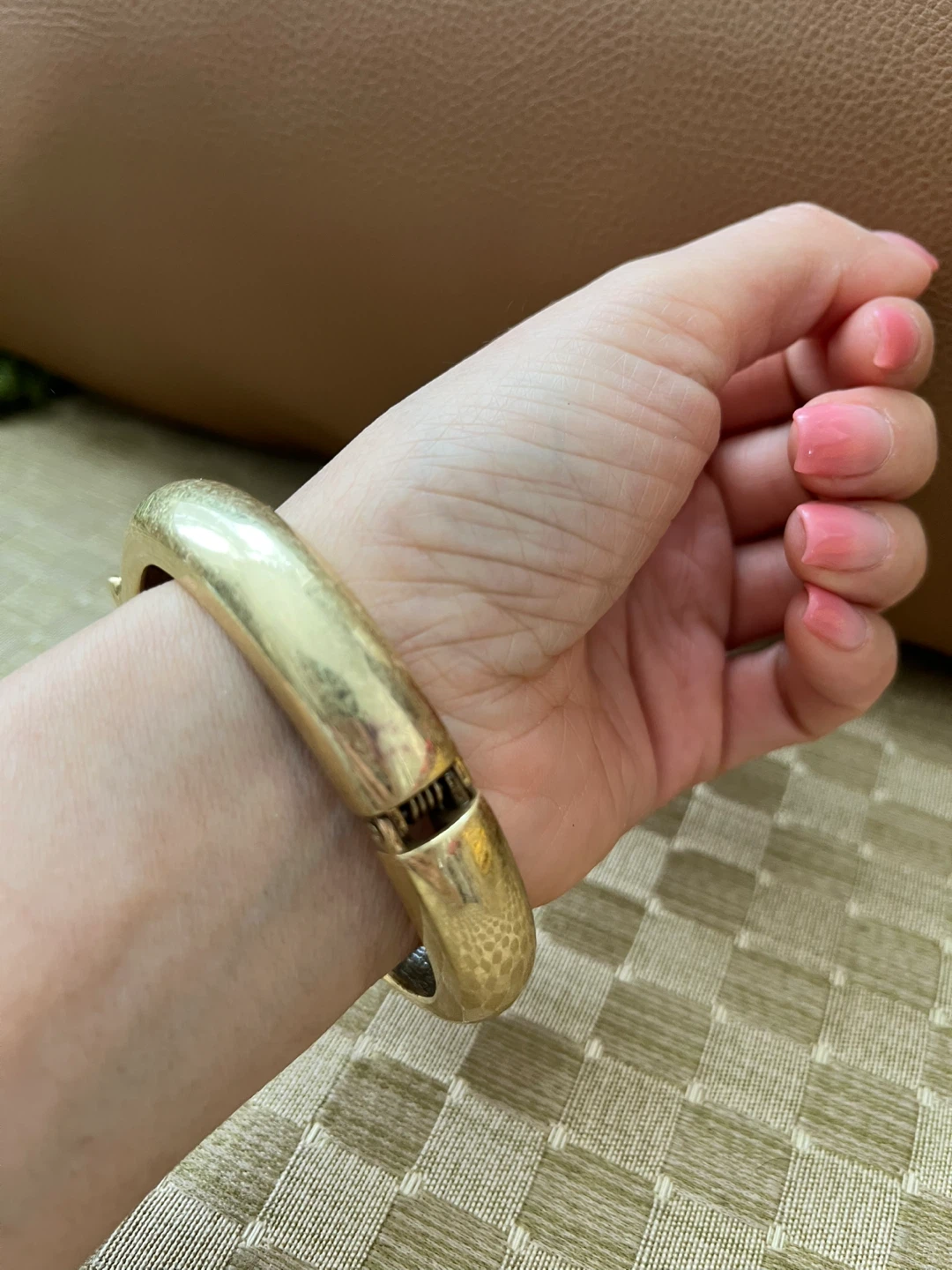 Gold Leopard Head Bangle Bracelet - photo 3