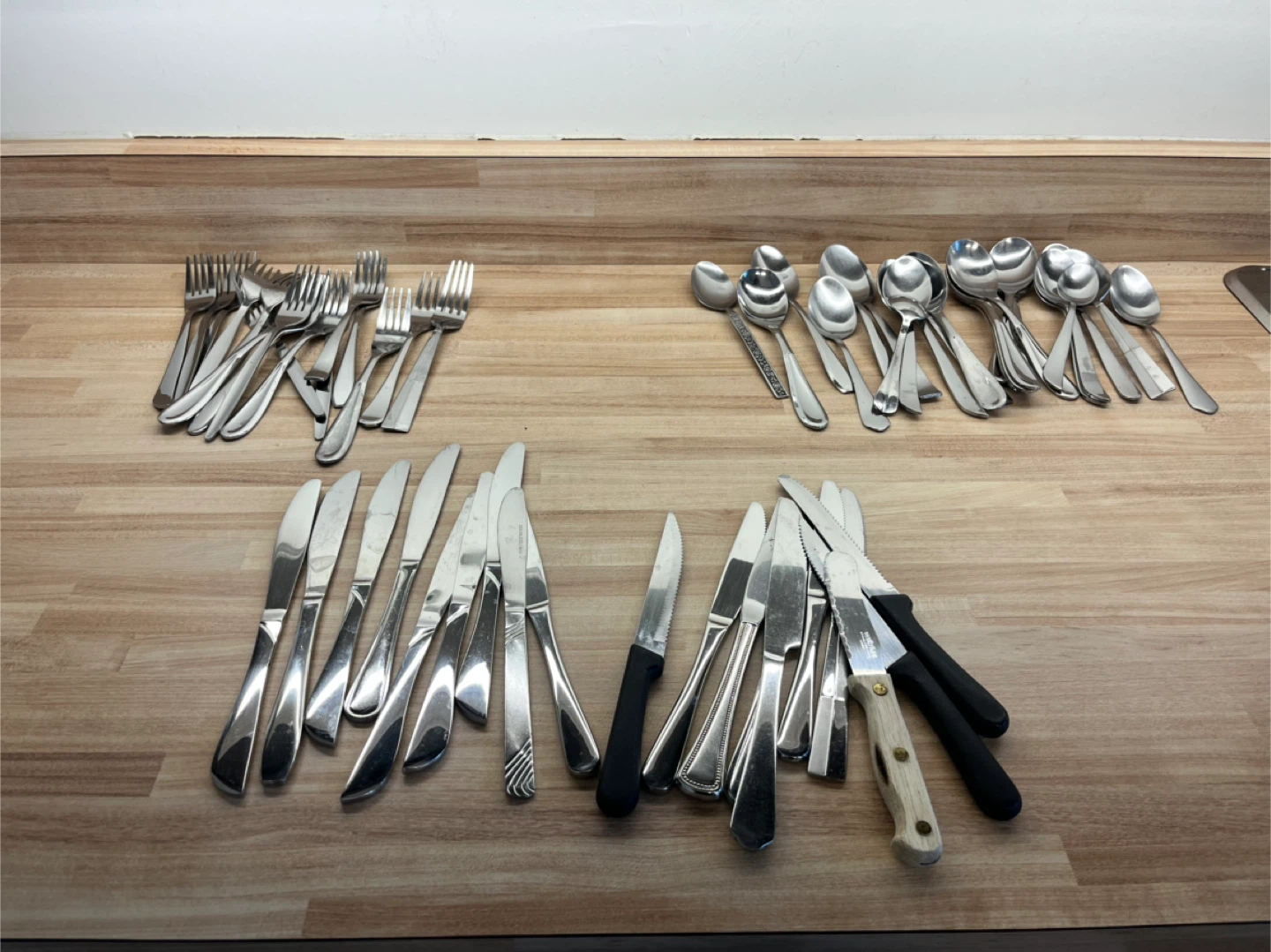 Mixed Cutlery Set - Spoons, Forks, Knives