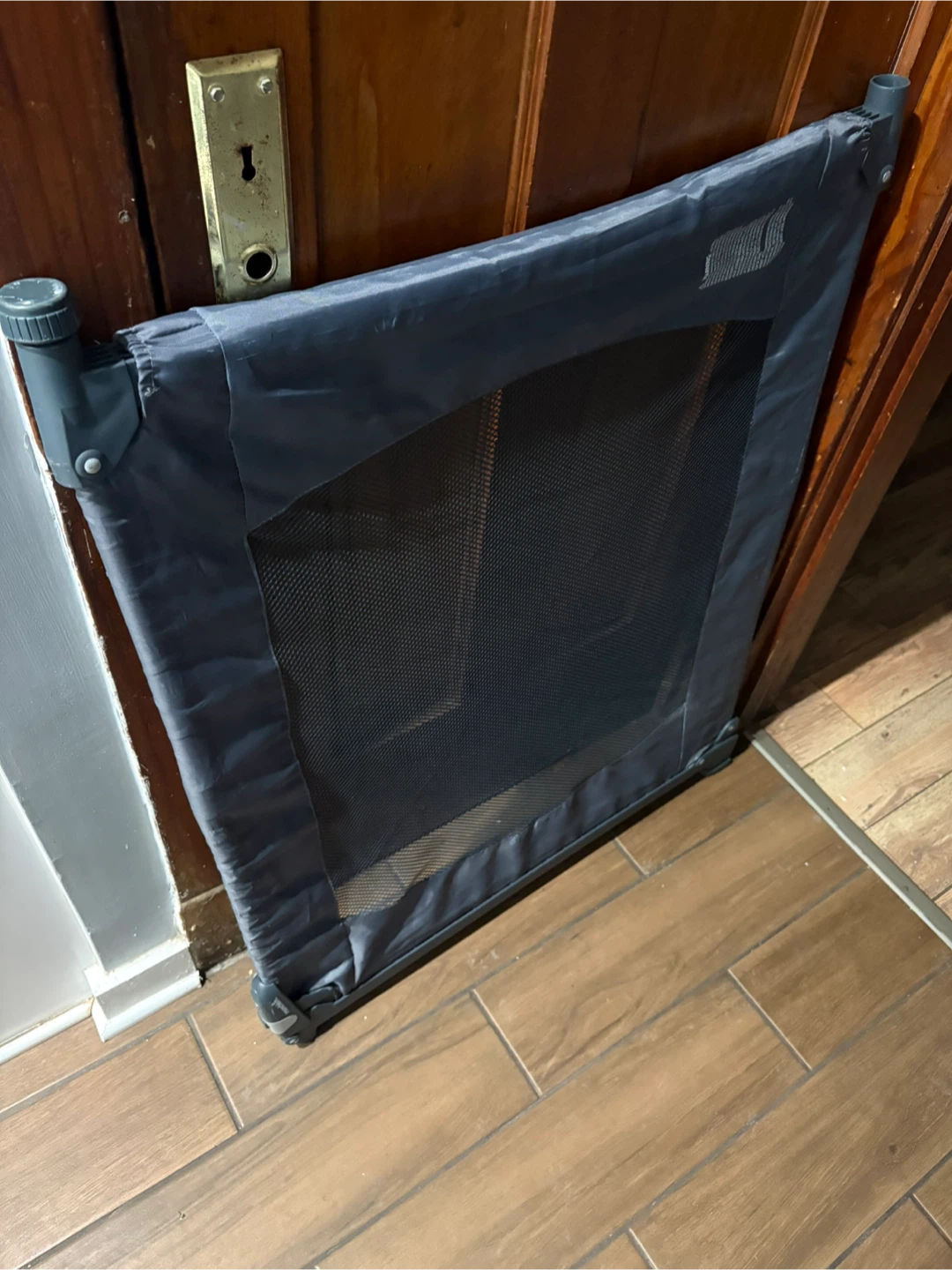 Baby gate