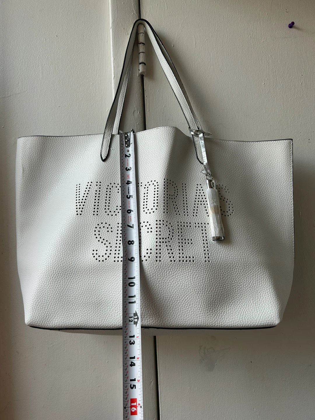 Victoria Secret Large Bag 🥕 - photo 2