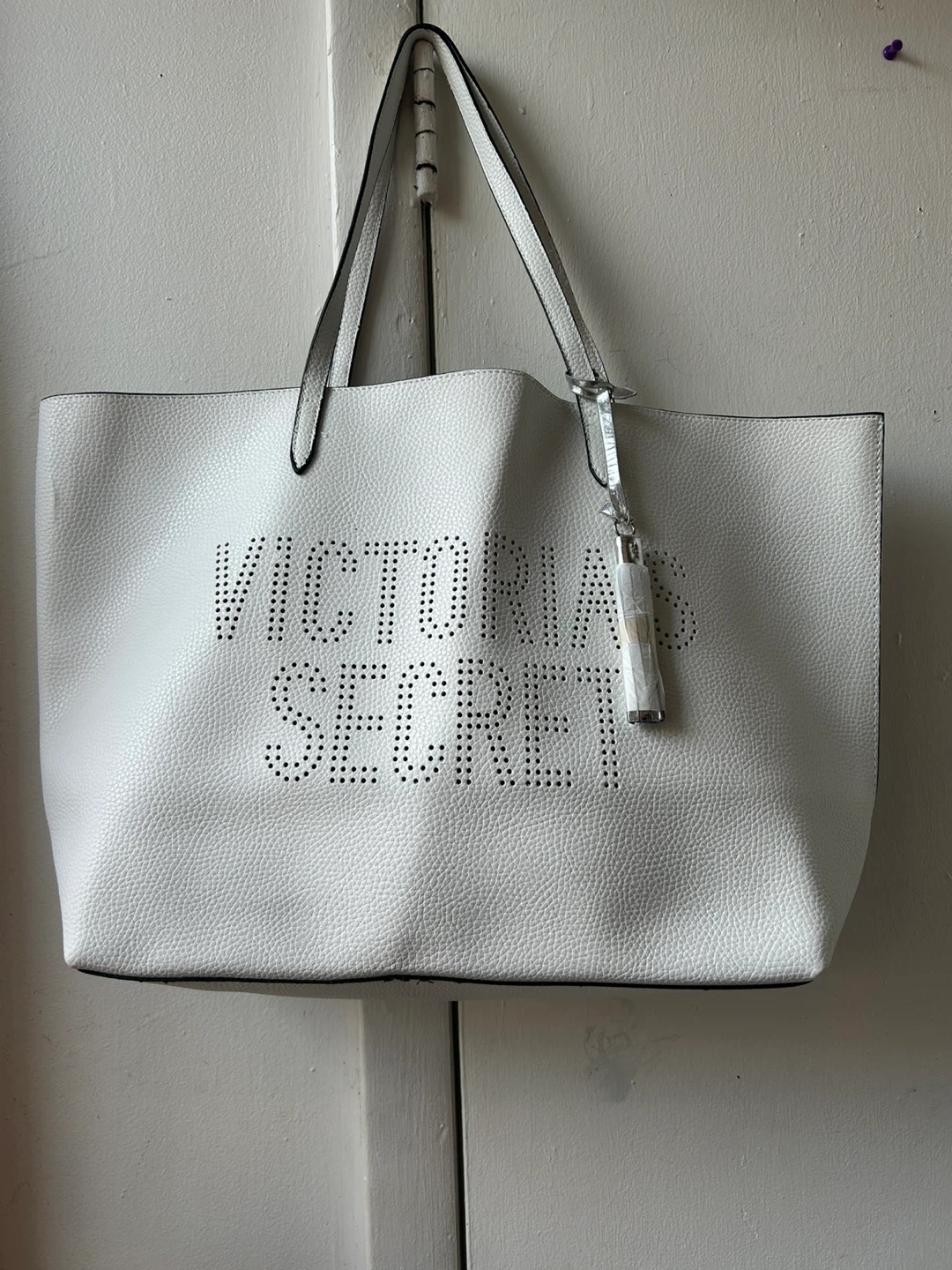 Victoria Secret Large Bag 🥕