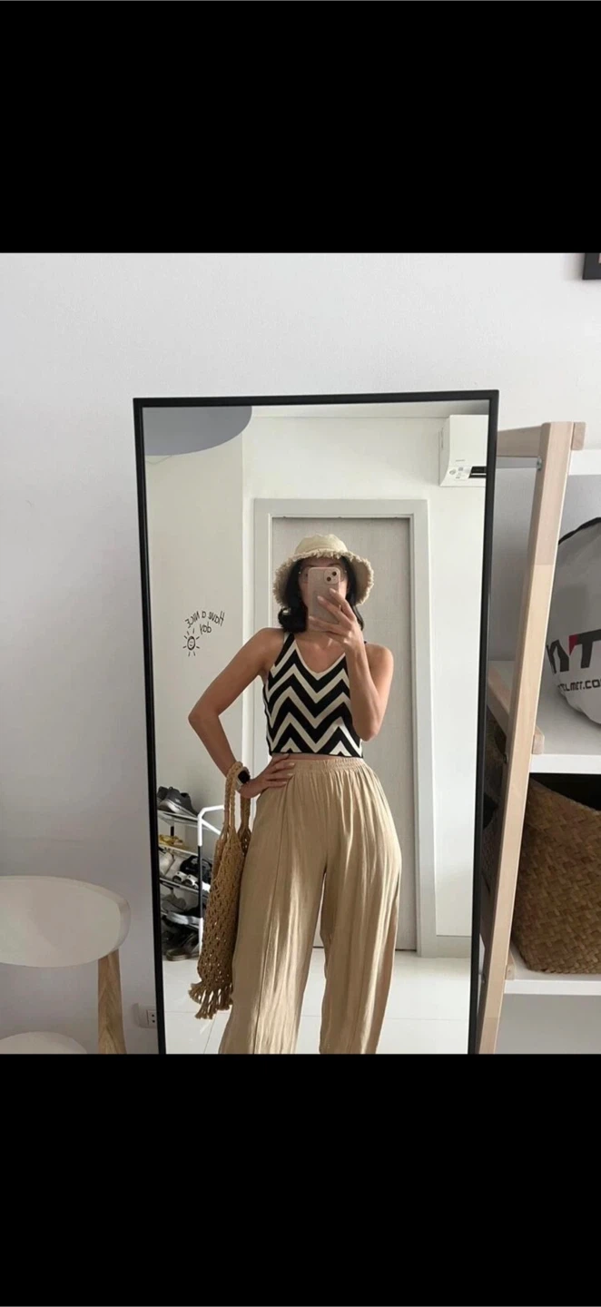 Black & White Knit Crop Top - Size S