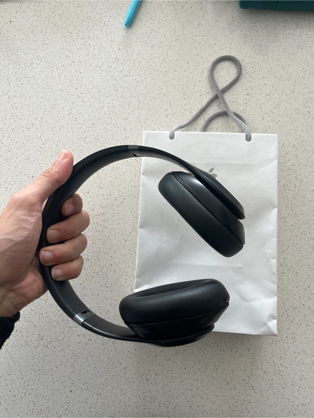 Beats Studio Pro Wireless Headphones - photo 3