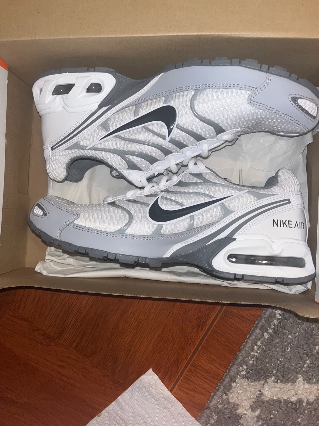 Nike Air Max Torch 4, Size 9.5