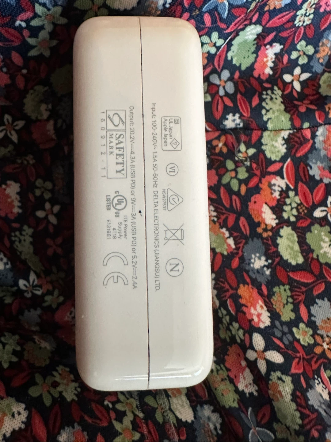 Apple Charger 87W - photo 2