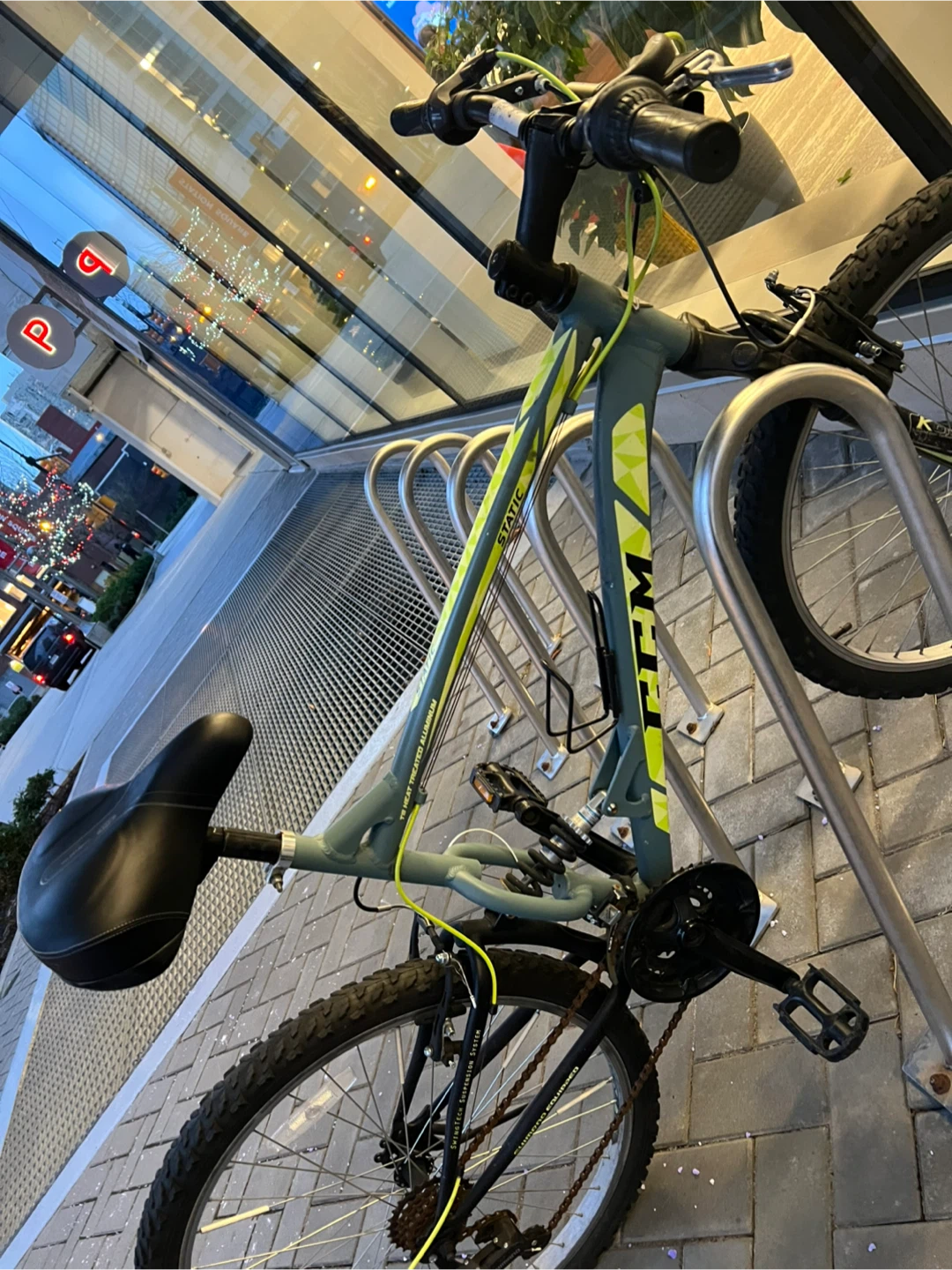CCM Static Mountain Bike - bought 2 yr -24” Moving sale