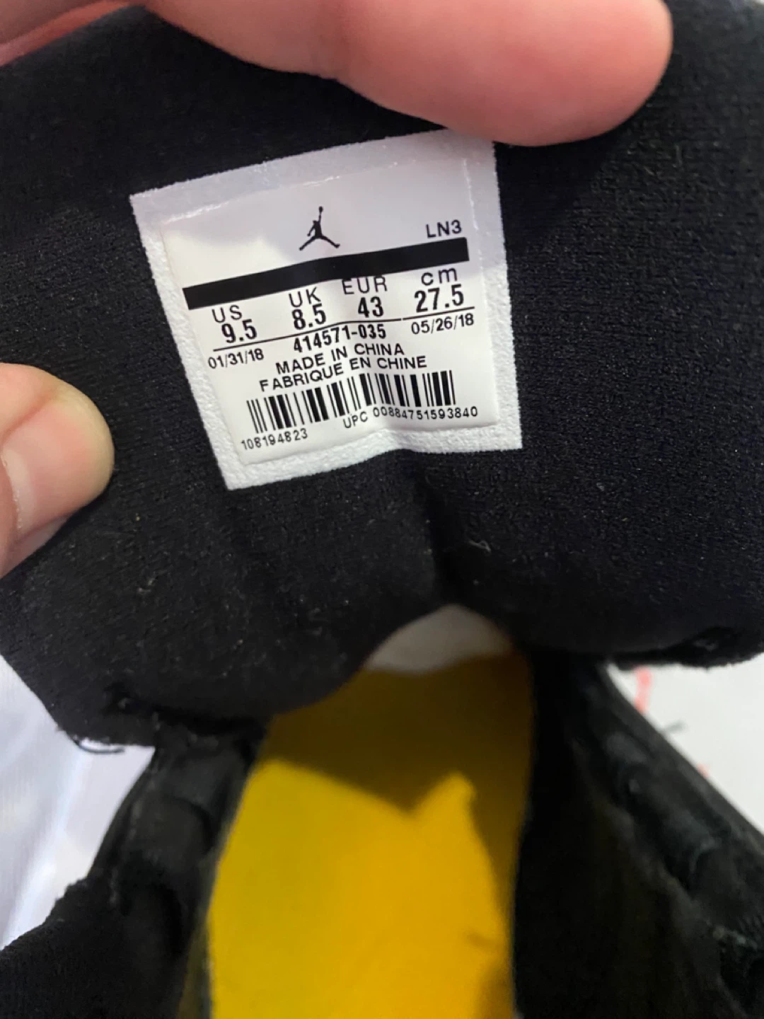 Air Jordan 13 Retro Black/University Gold, Size 9.5 - photo 5