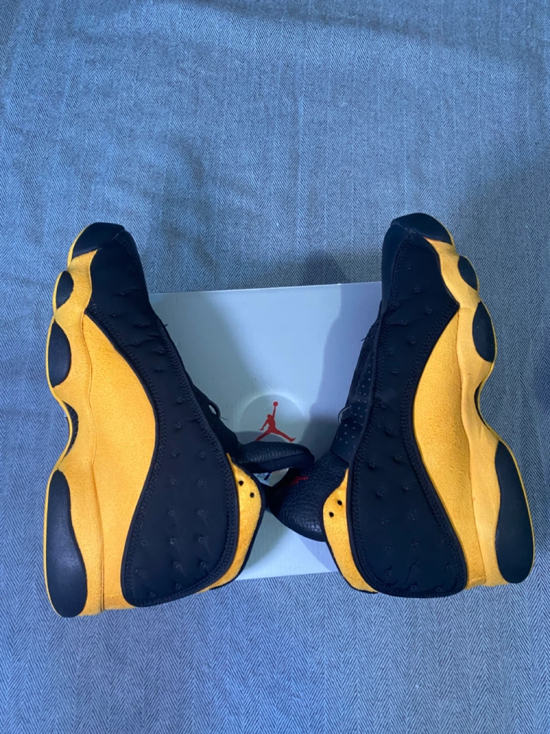 Air Jordan 13 Retro Black/University Gold, Size 9.5 - photo 3