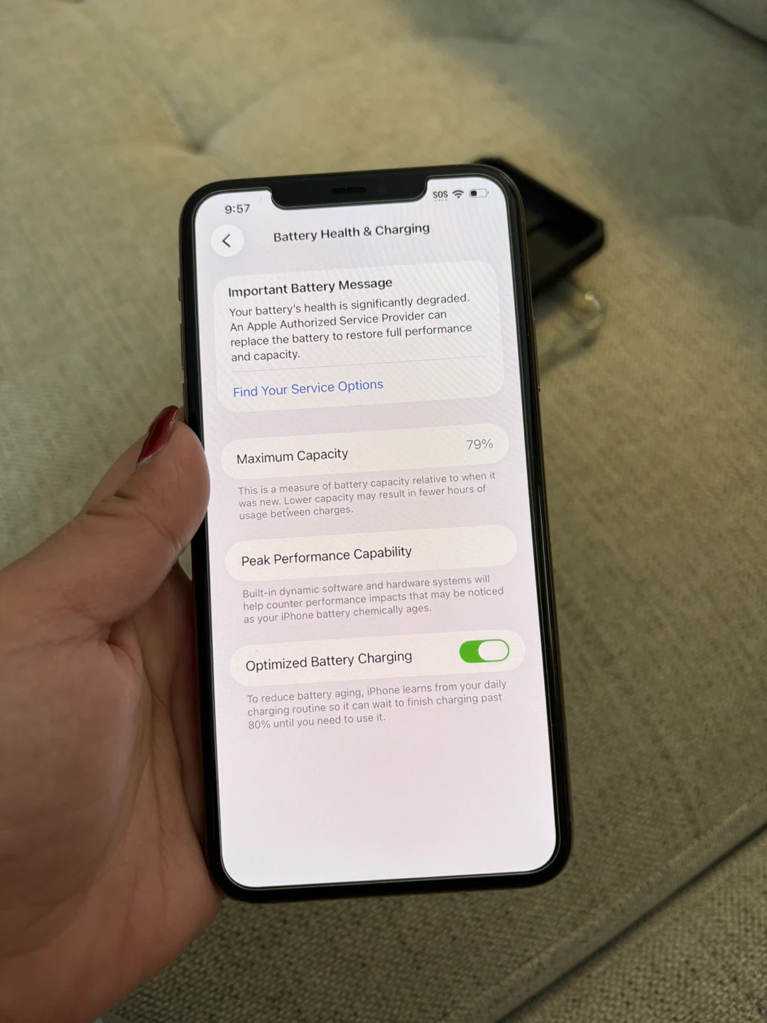 iPhone 11 Pro Max Gold - photo 3