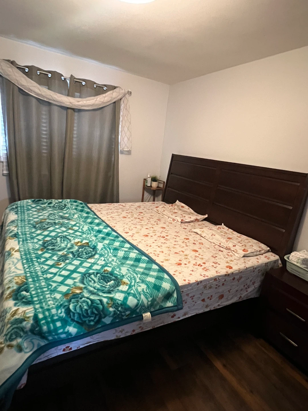 King Size Bed Frame - photo 2
