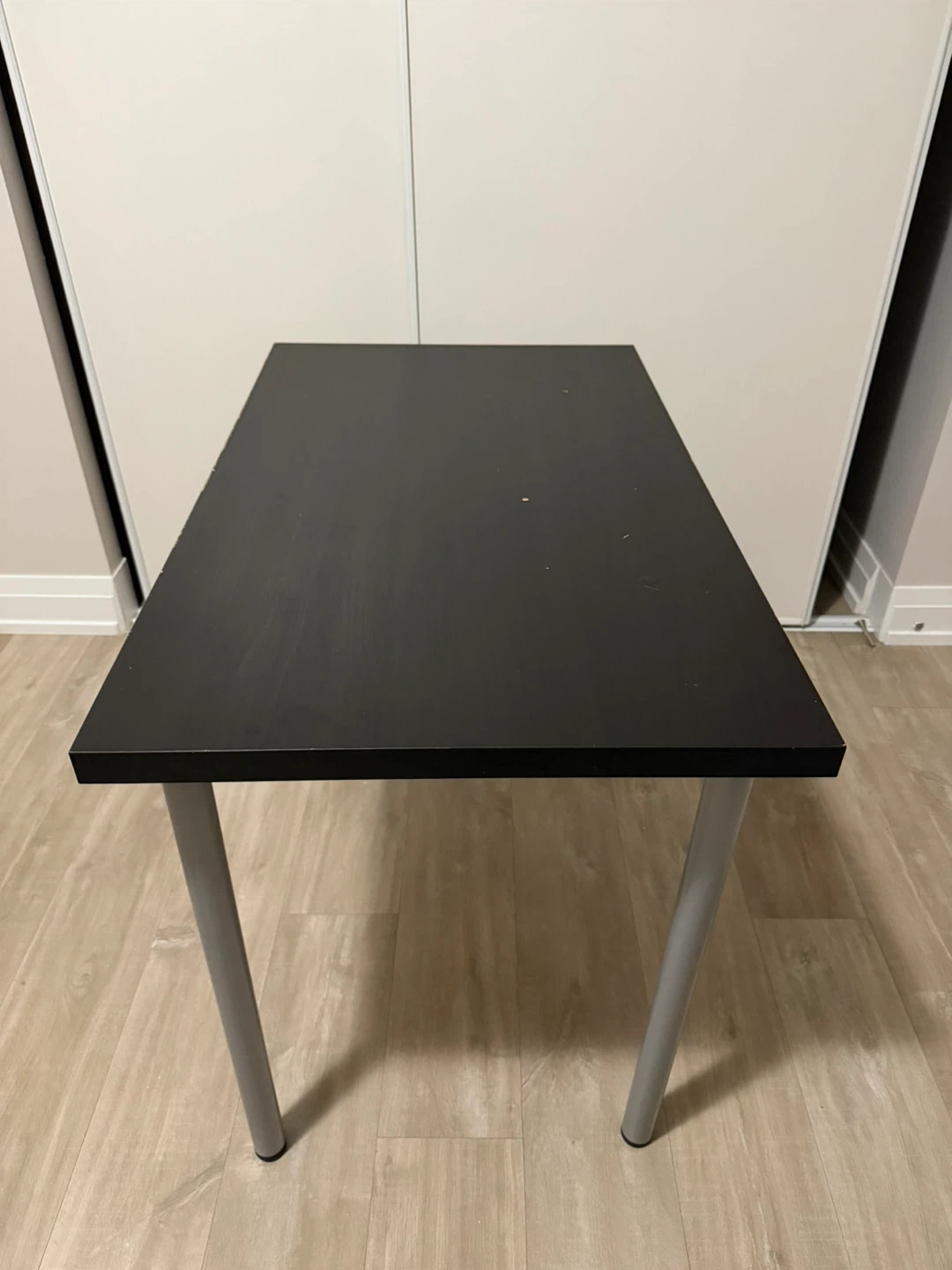 Black Desk with Silver Legs - photo 2
