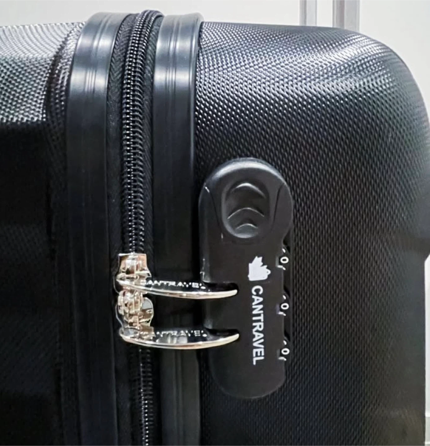 Brand new Black Luggage Set (20”/24”/28”) - photo 3