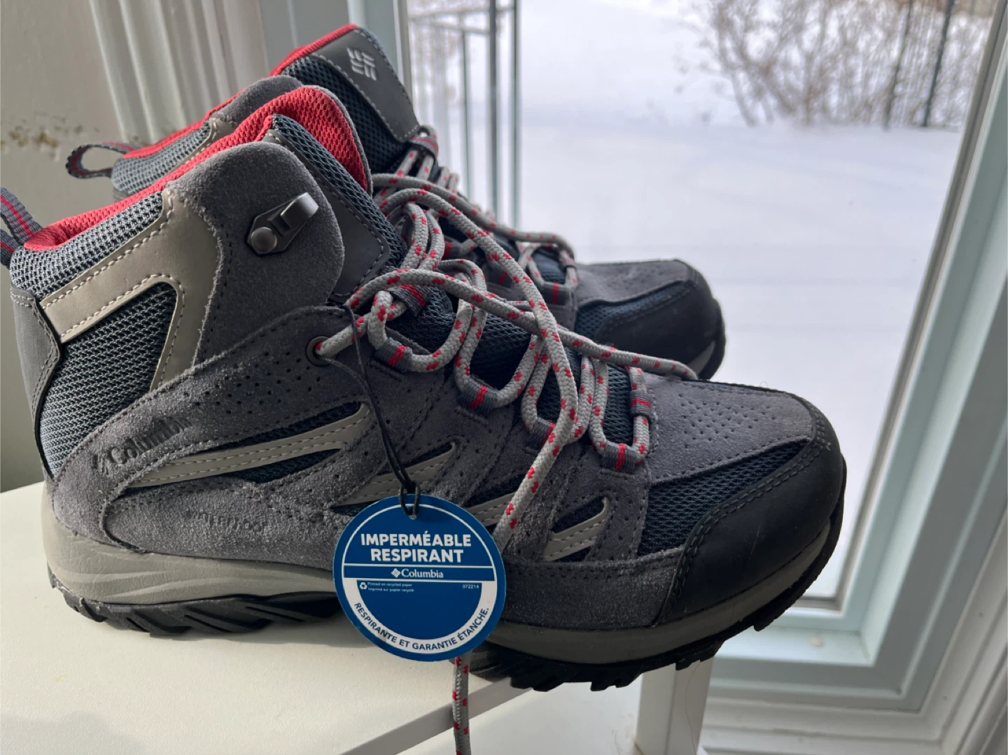 Bnwrt Columbia Women's Hiking Boots - Size 9 - photo 3