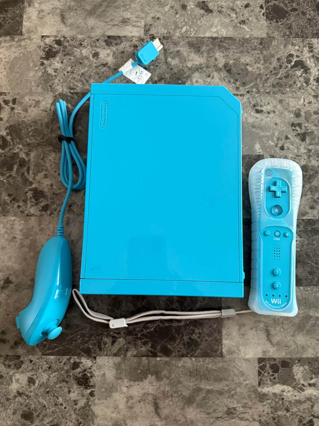 Nintendo Wii Limited Edition Blue Console Complete - photo 4