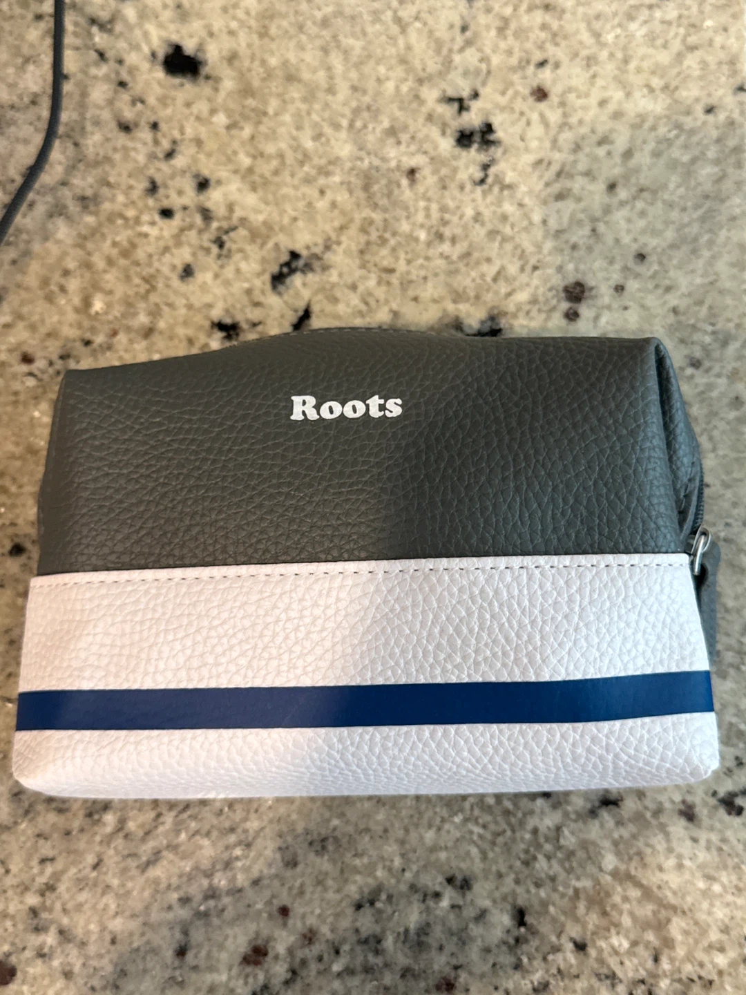 Roots Cosmetic Bag