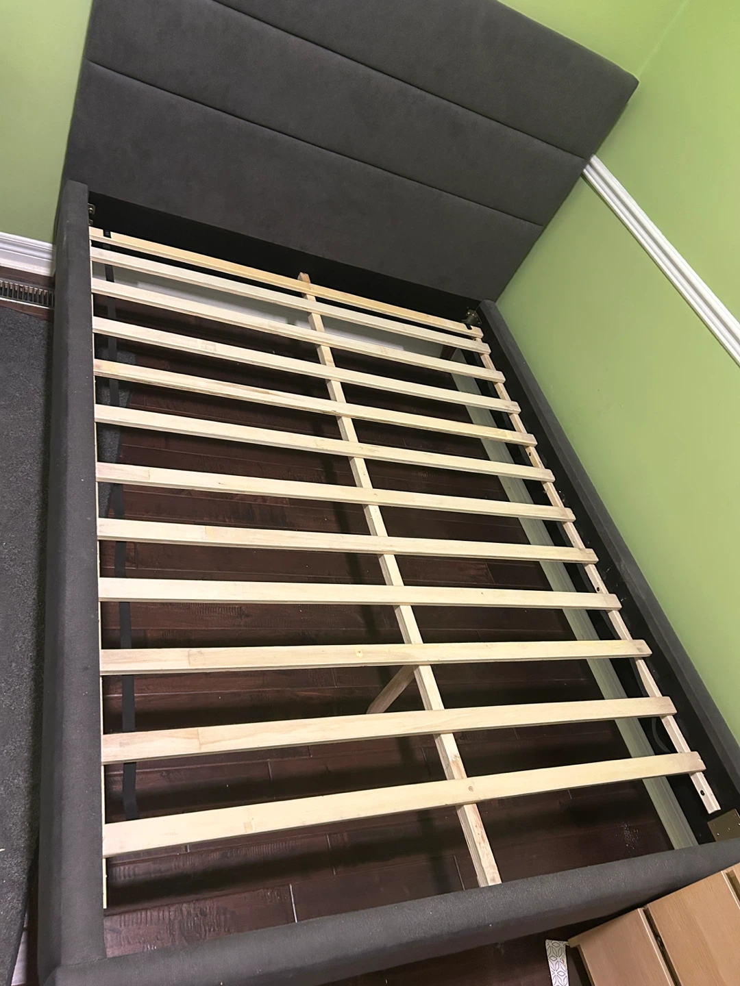 Upholstered Platform Bed Frame - Grey - photo 2