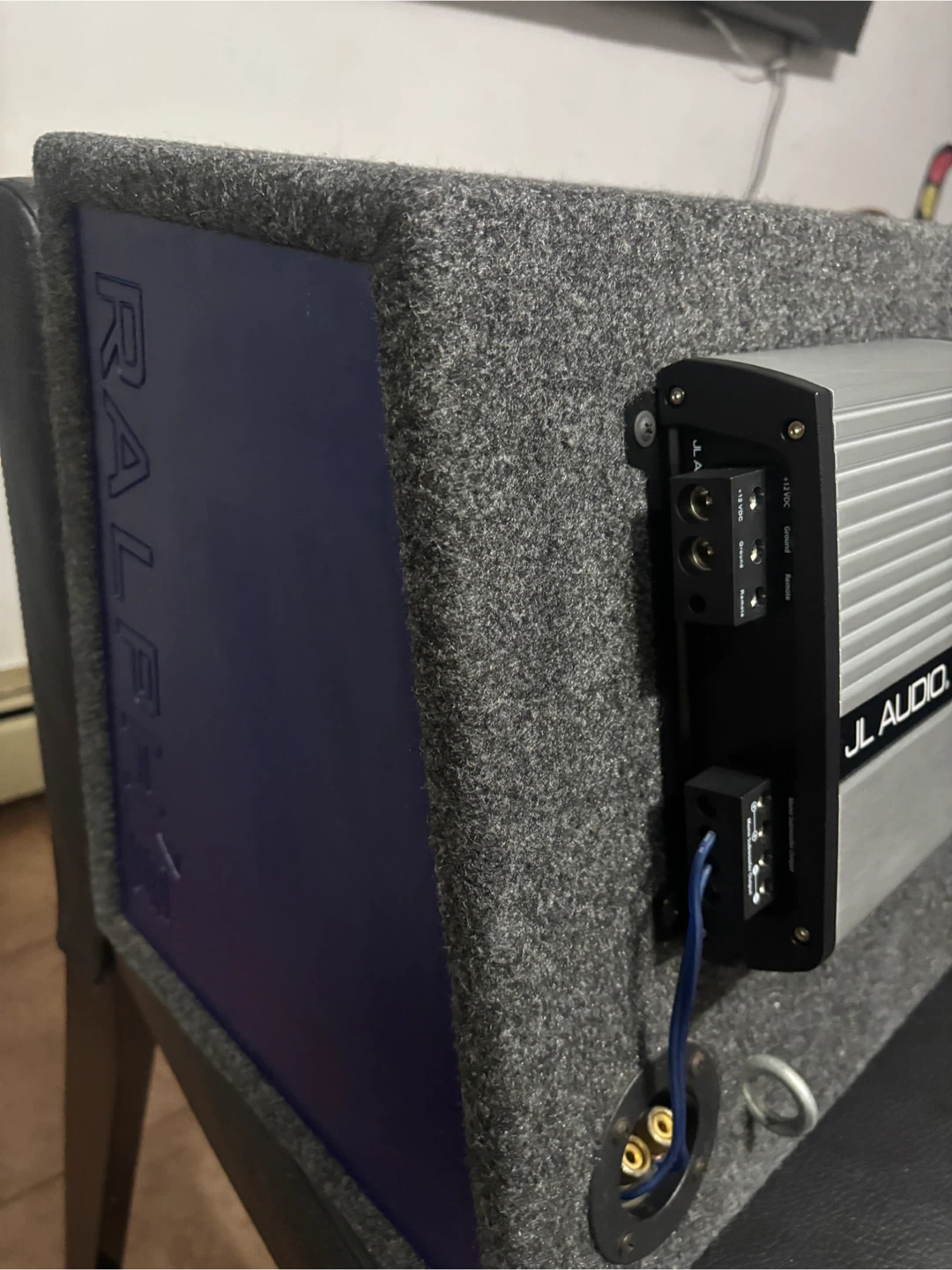 Alpine Subwoofer with JL Audio Amplifier - photo 4