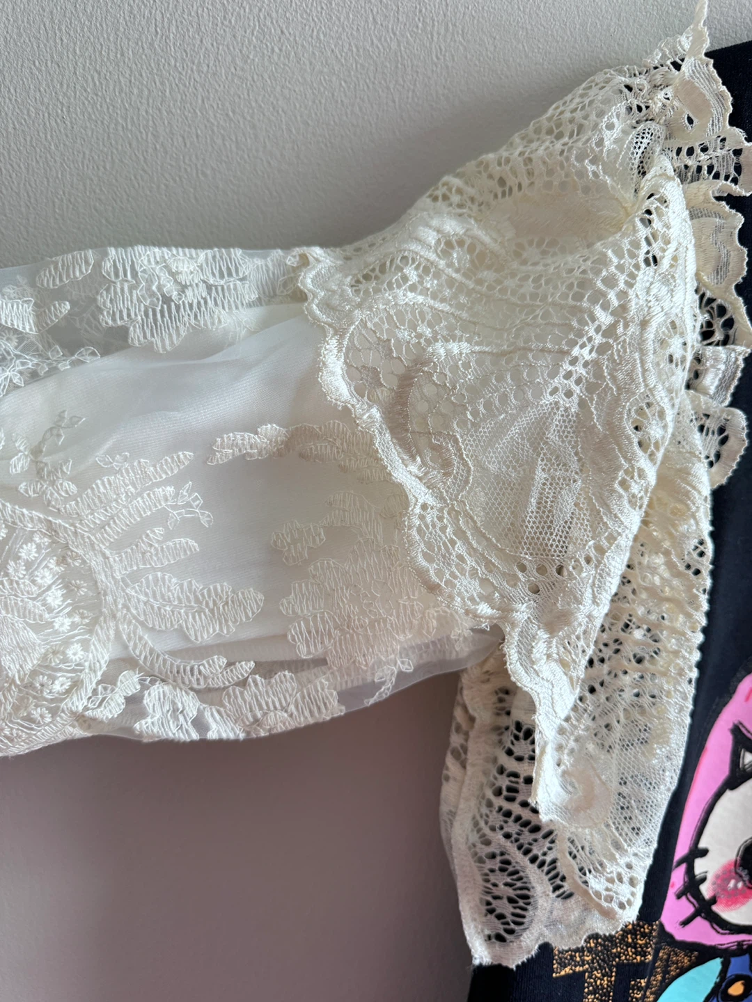 Labubu Kids Sweater dress with Lace Sleeves Toddler size 5-6T - photo 3