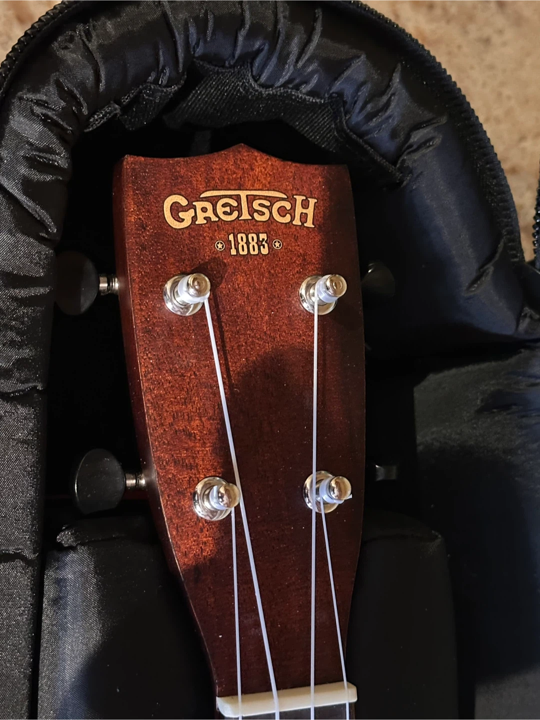 Gretsch 1883 Ukulele with Rouge Valley Case - photo 2
