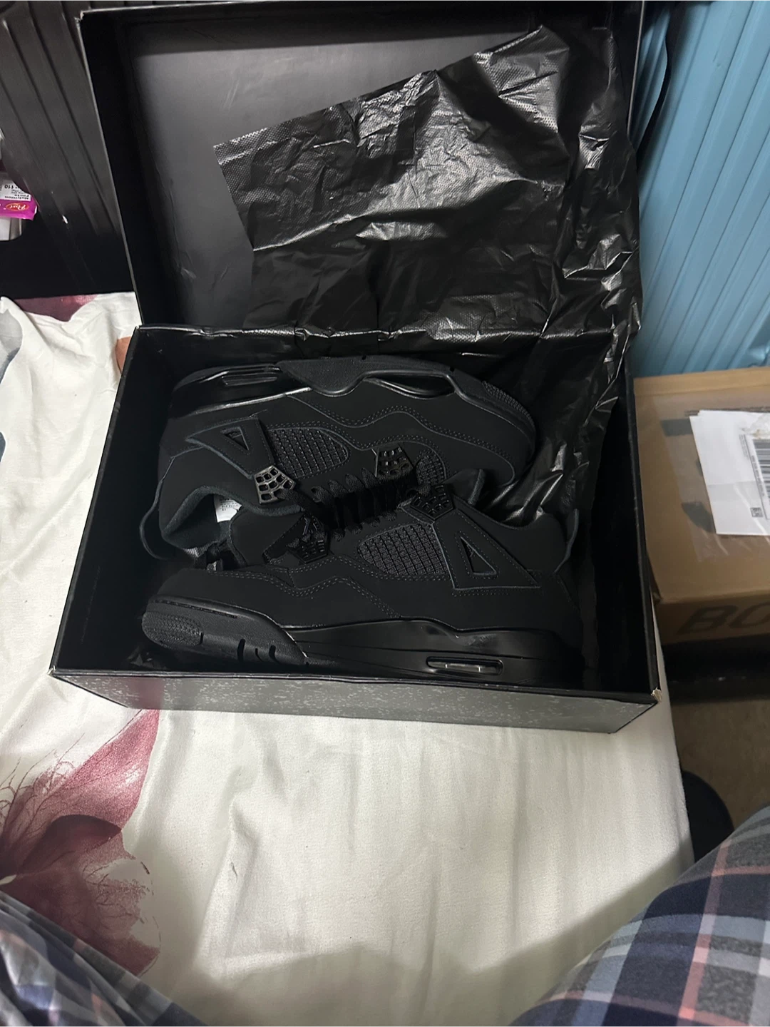 Jordan 4 Retro Black Cat - Size 8.5