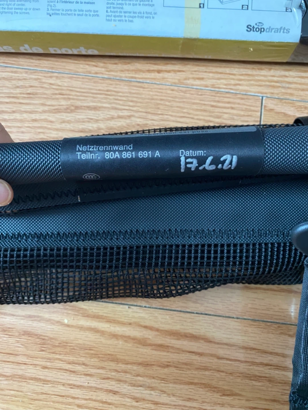 Brand New Audi Original Rear Seat Pet Safety Barrier - photo 5