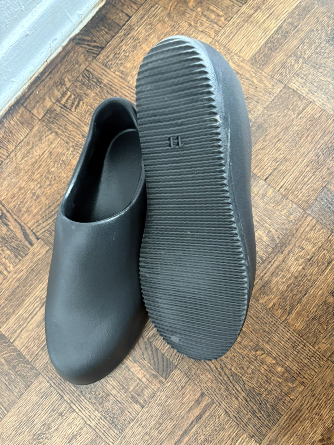 Black yzy Size 11 - photo 3