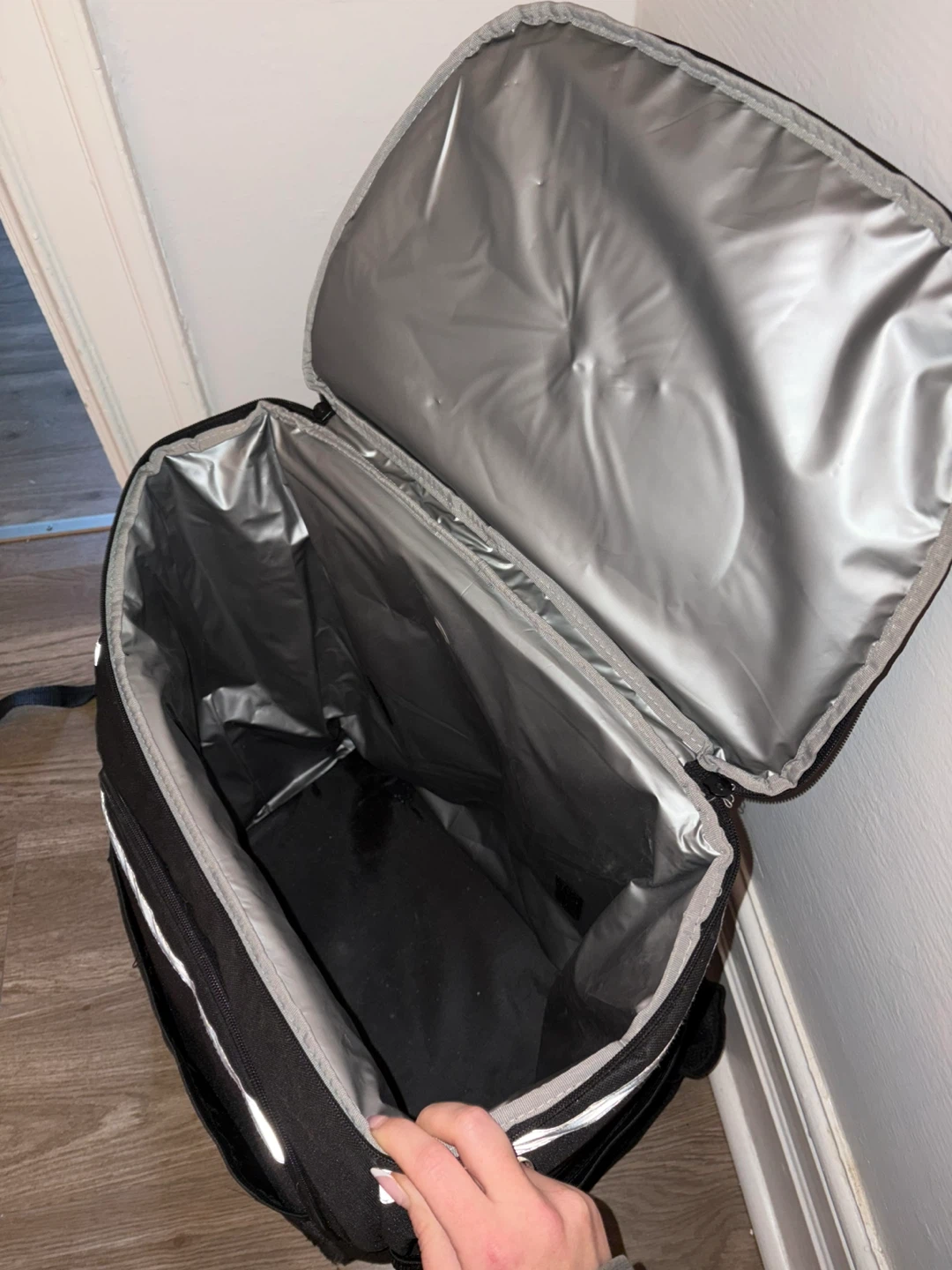 Insulated Food Delivery Backpack - Black - photo 2