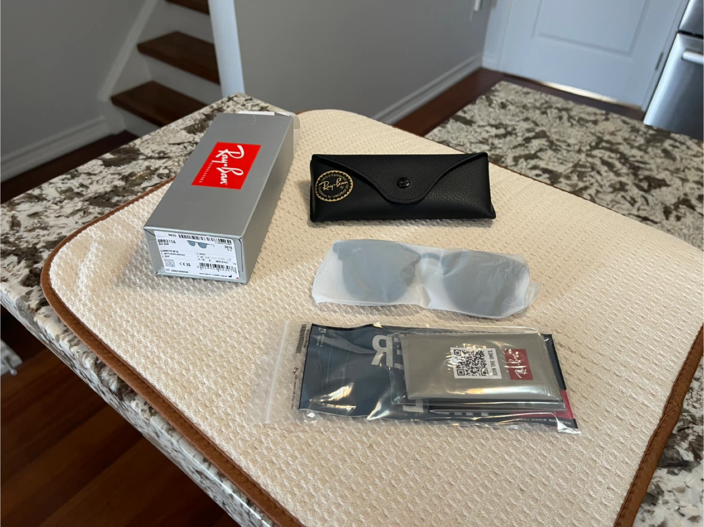 New Ray-Ban Clubmaster | Matte Black on Black. MADE IN ITALY 🇮🇹 - photo 3