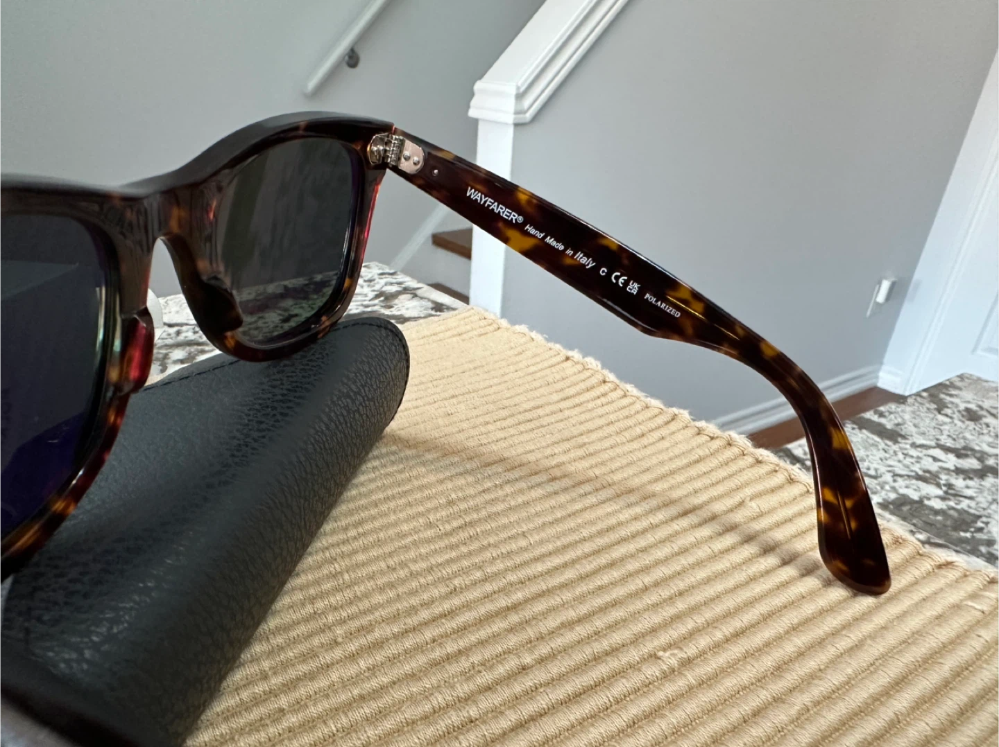 New in Box Ray-Ban Wayfarer Polarized. MADE IN ITALY 🇮🇹 - photo 4