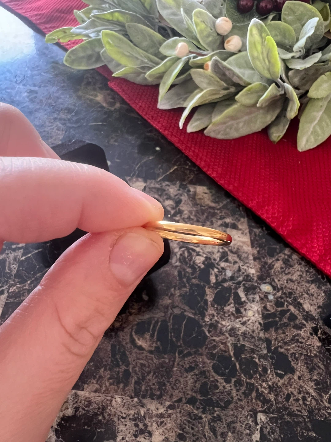 10K Gold Ring. Size 8 - photo 3