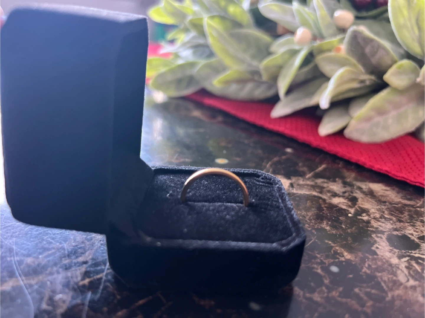 10K Gold Ring. Size 8 - photo 2