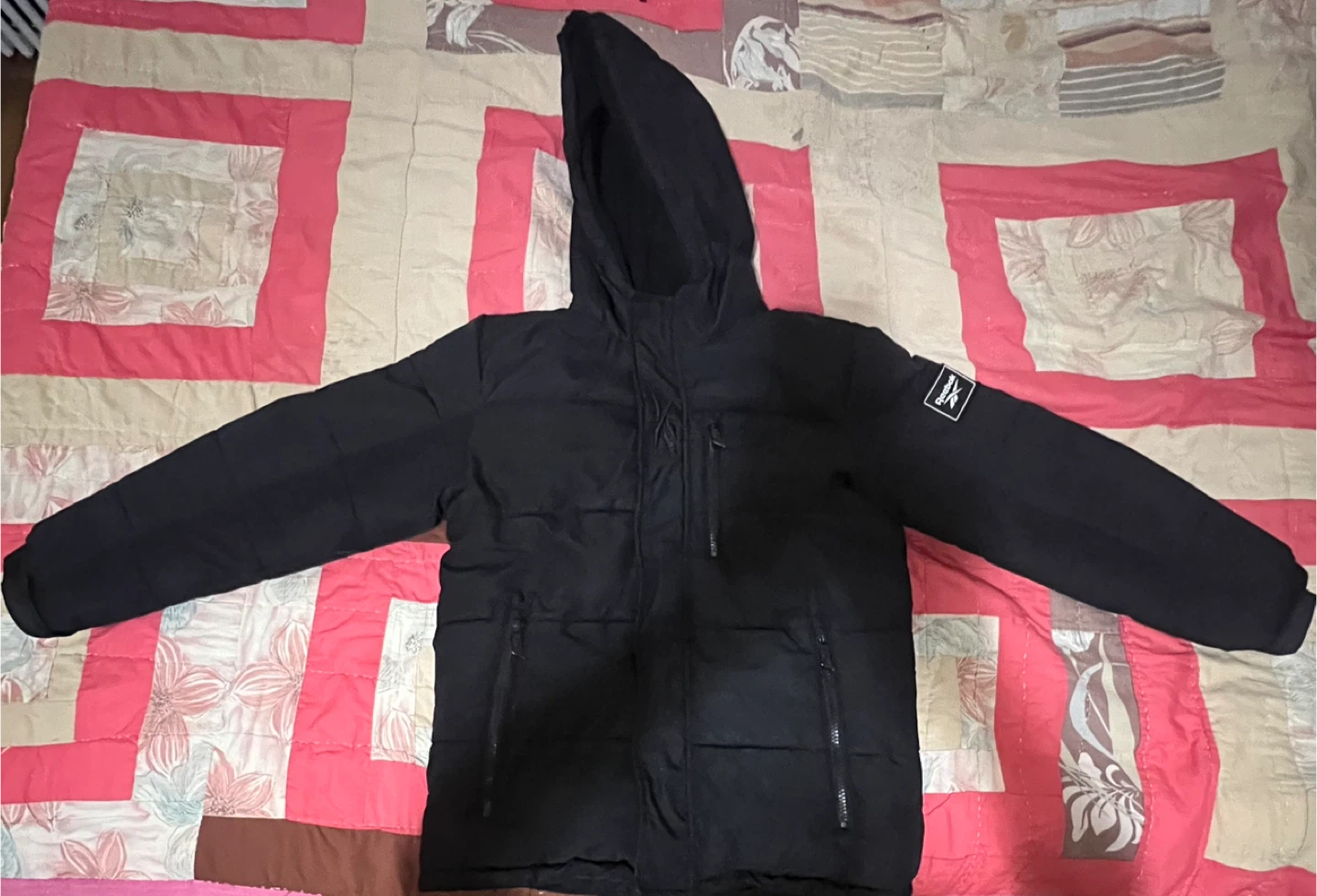 Reebok Black Puffer Jacket Size M (10/12)