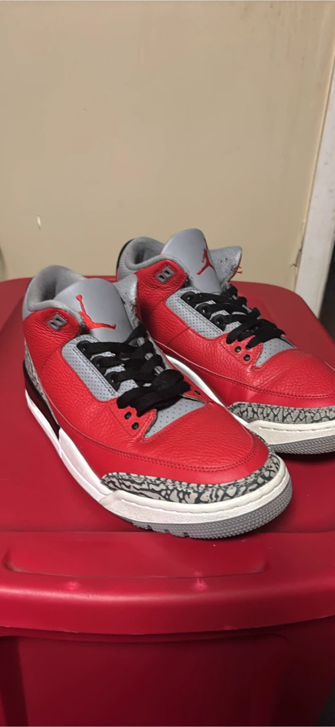 Nike Air Jordan 3 Retro Fire Red - photo 2