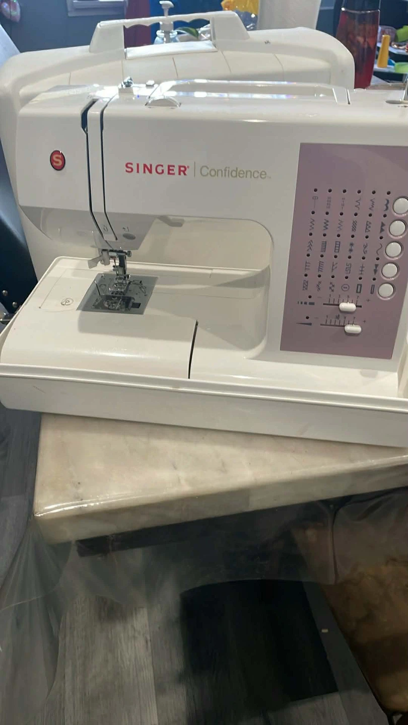 Singer Confidence Sewing Machine