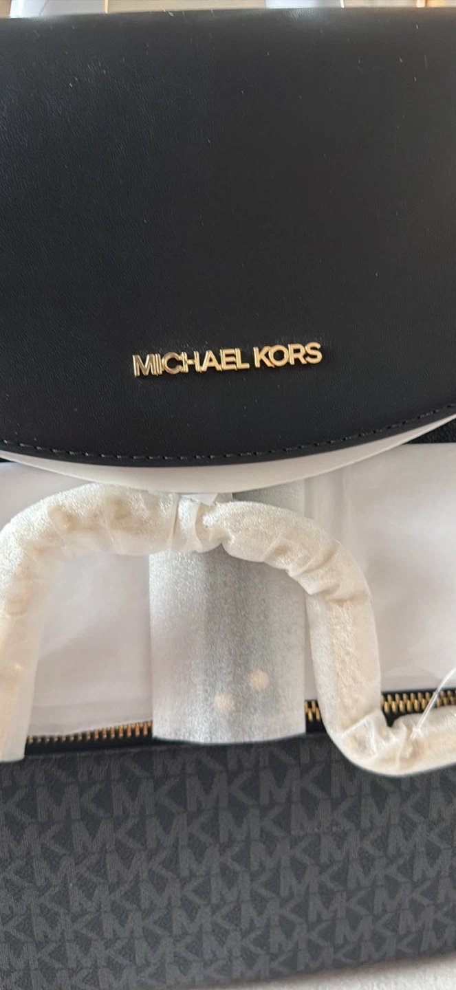 New Michael Kors Backpack - photo 3
