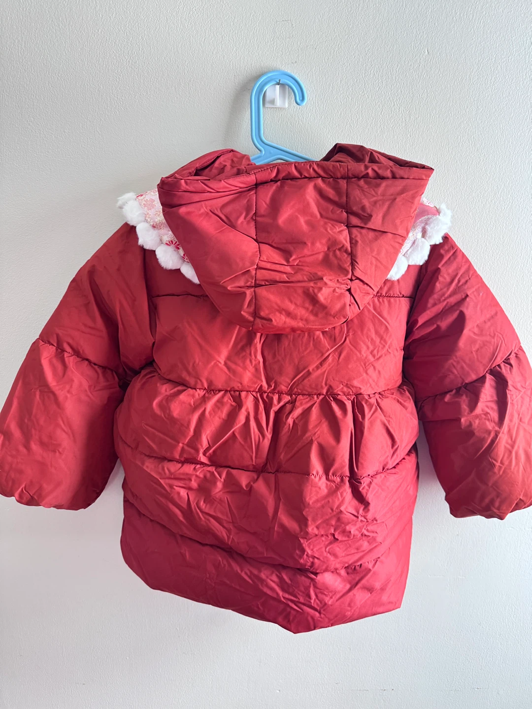 Red Padded Winter Coat with Floral Collar Toddler size 6-7at - photo 2