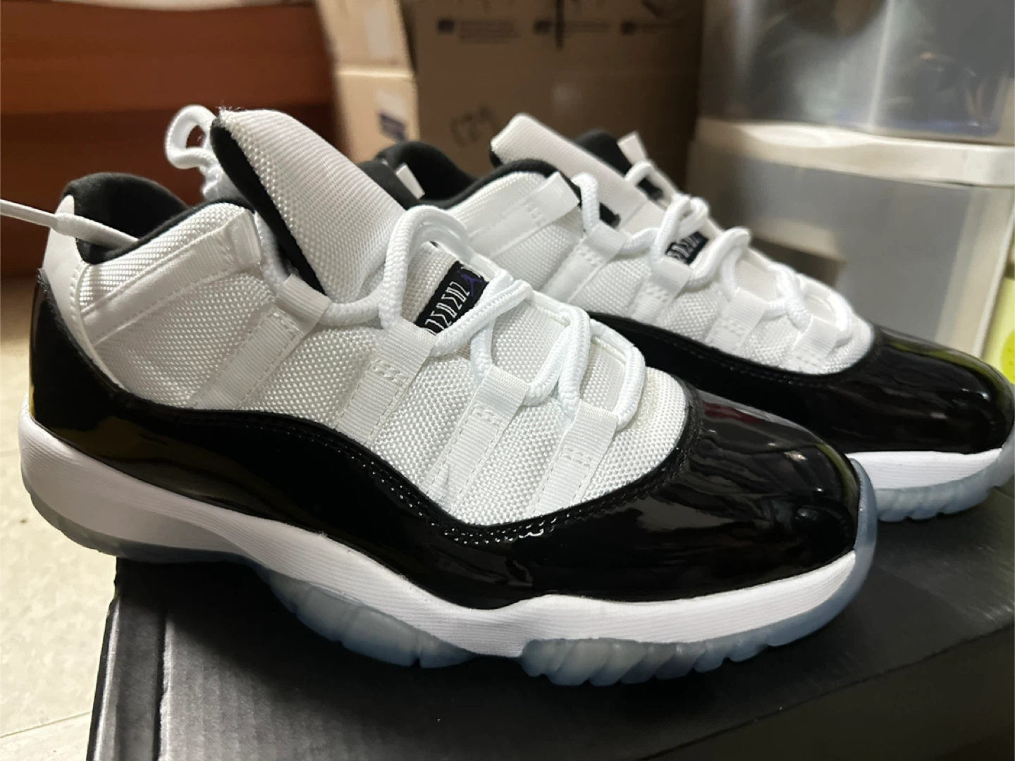 Air Jordan 11 Retro Concord - photo 4