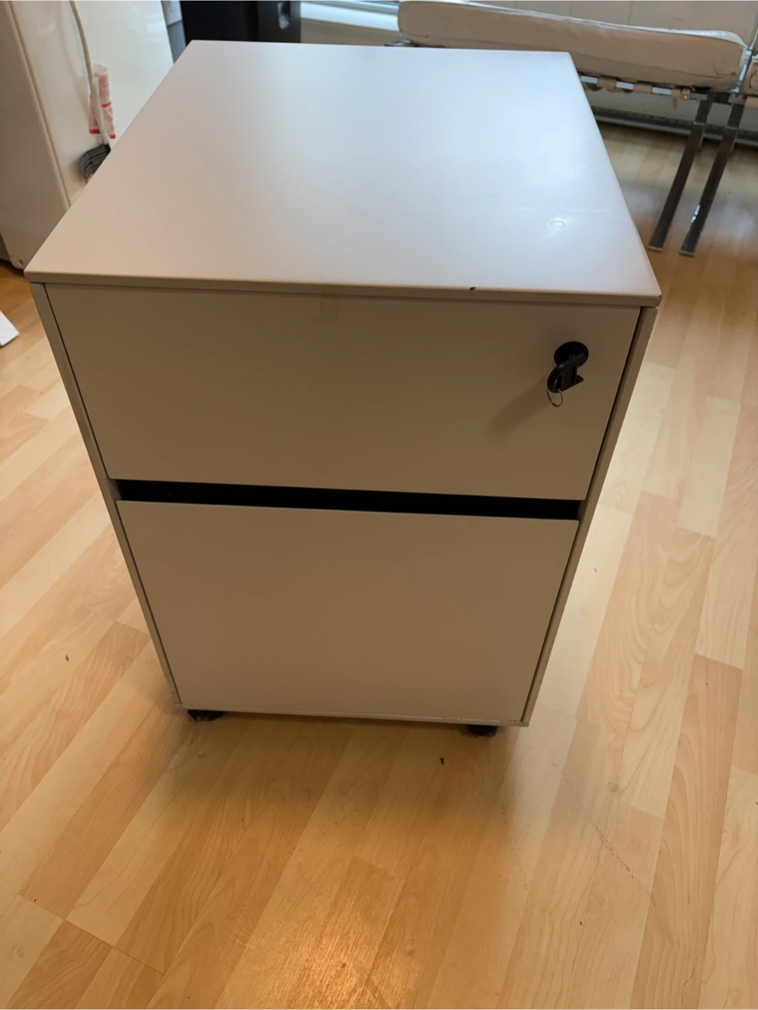 Rolling File Cabinet locking