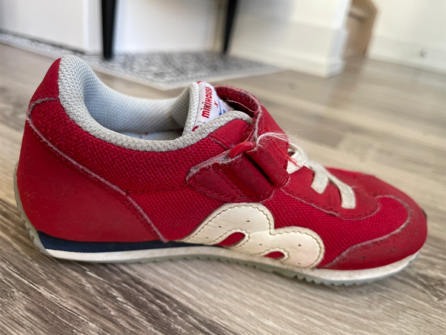 Japan MikiHouse x Mizuno Red Sneakers 18cm - photo 4