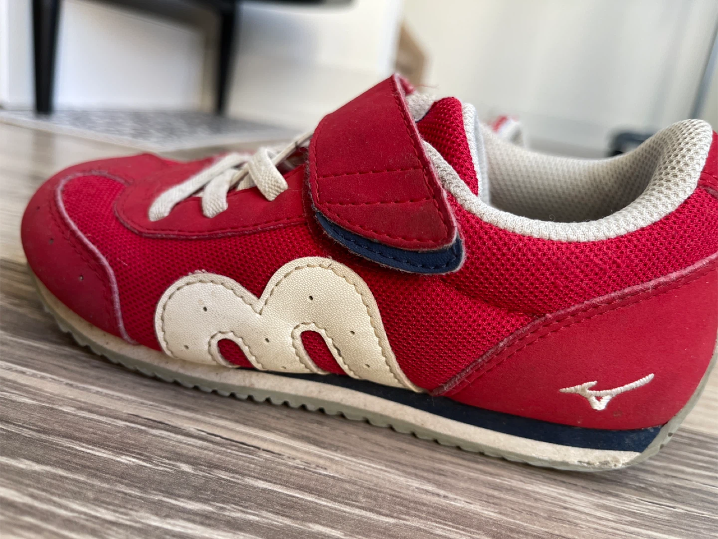 Japan MikiHouse x Mizuno Red Sneakers 18cm - photo 2