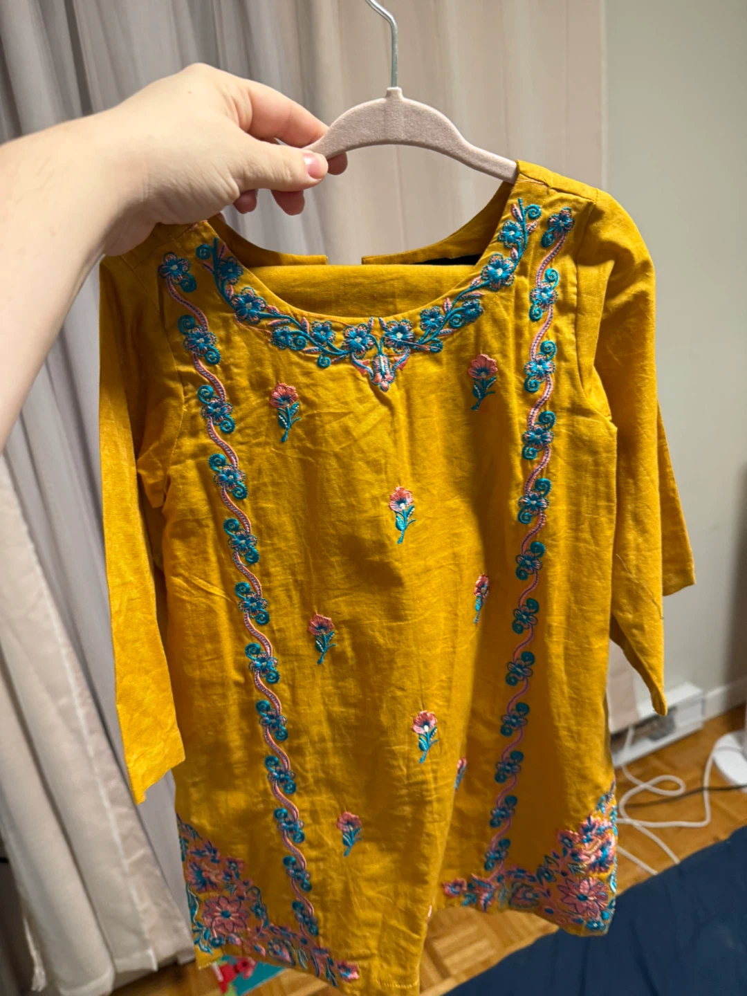 Yellow Embroidered Kurti - photo 2