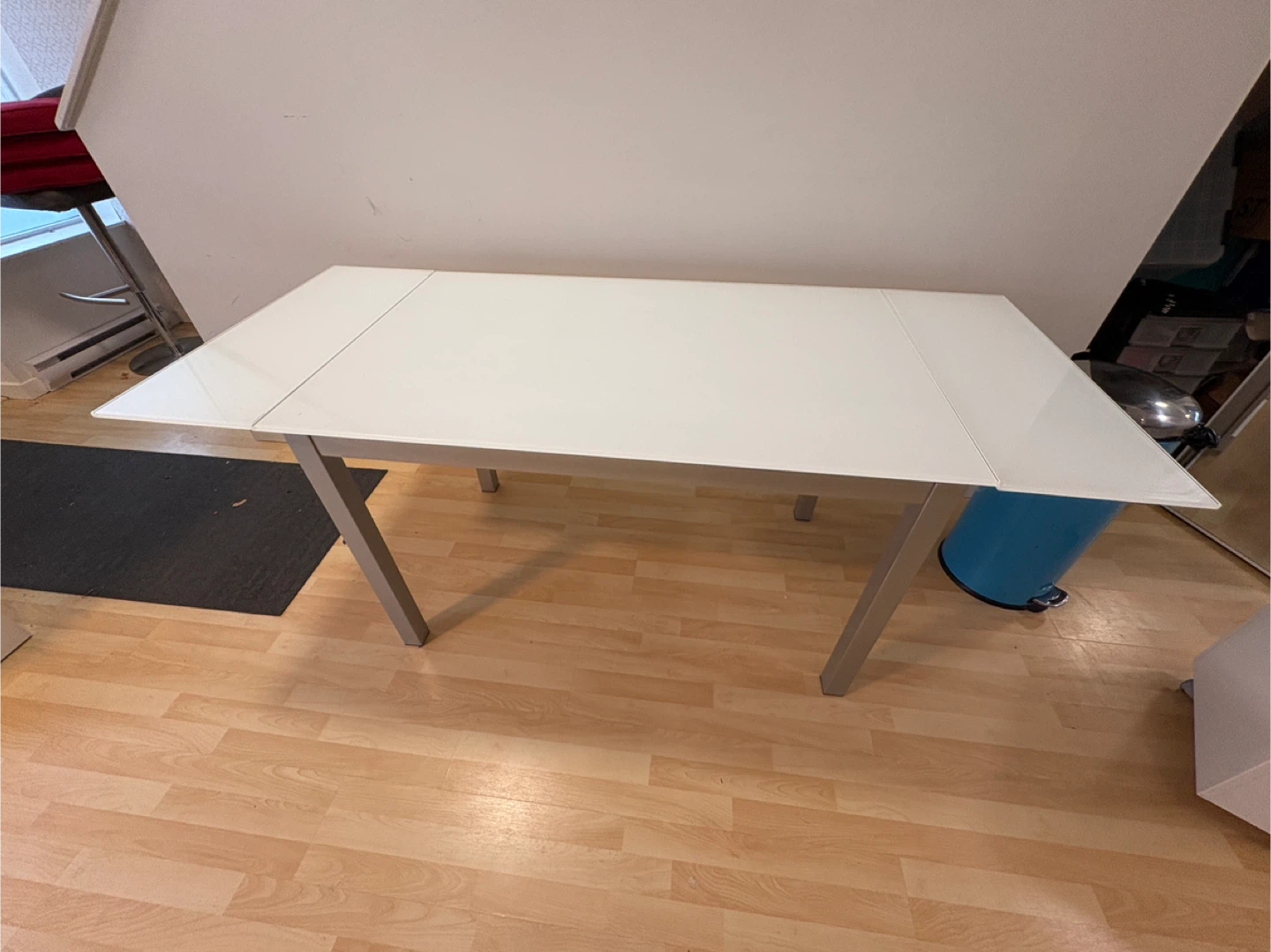 White Glass Top Dining Table - photo 2