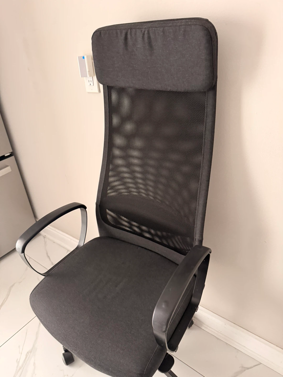 IKEA MARKUS Office Chair - Black - photo 3