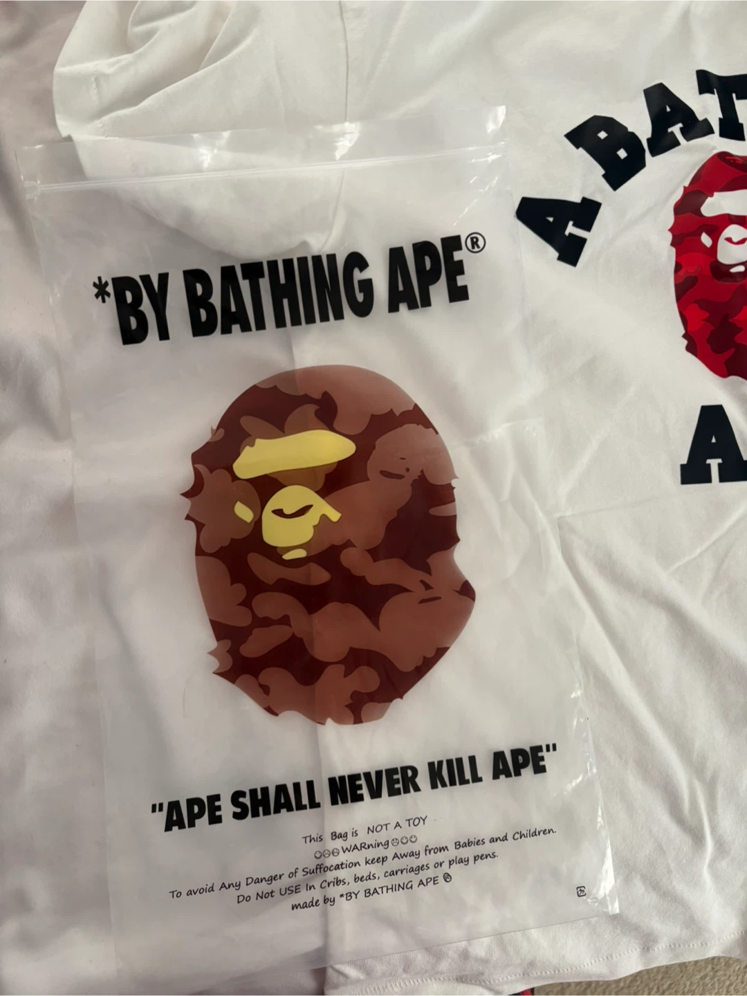 Men’s small red bathing ape (bape) tee