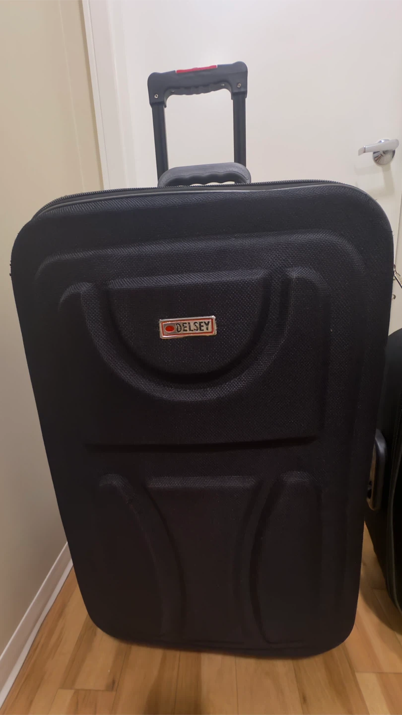 Delsey Luggage Set - 2 Black Suitcases - photo 3