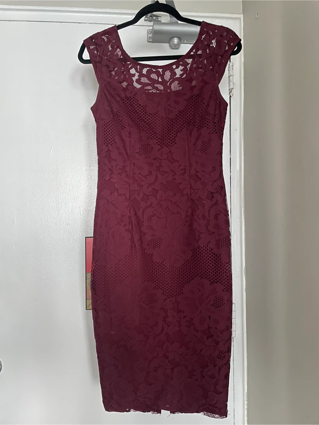 XS Le Château Burgundy Lace Sheath Dress - photo 2